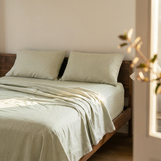 Lotus Queen Microfiber Sheet Set