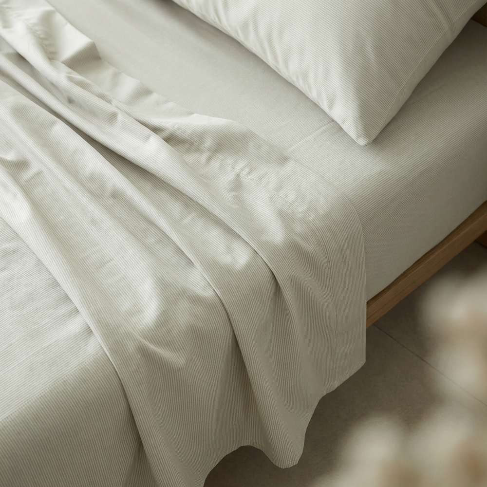 Lotus Queen Microfiber Sheet Set